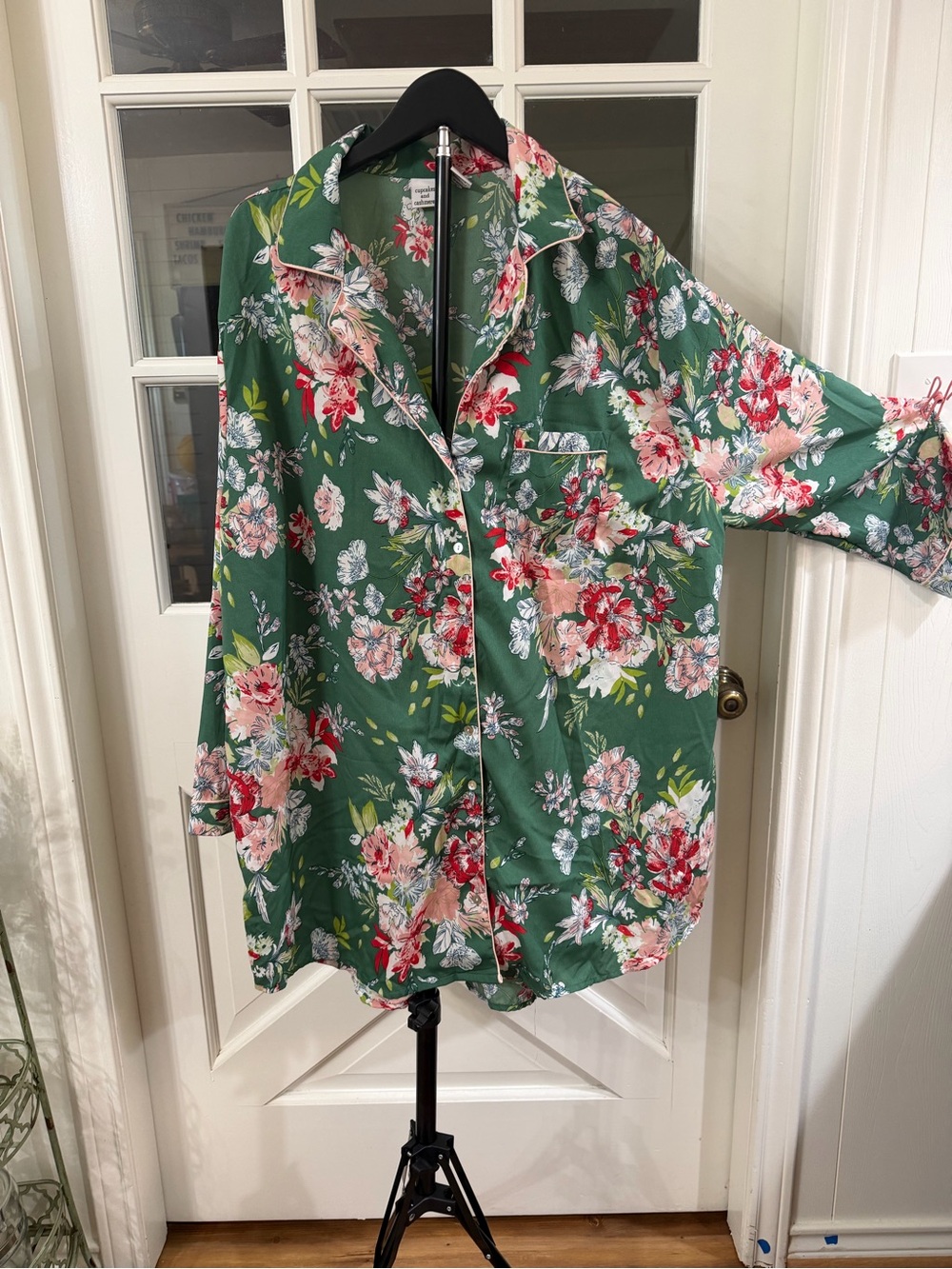 Cupcakes And Cashmere Silky Pajama Top